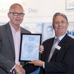 Roy Frost (left) receives Membership Certificate at GGF Members Day from Nigel Rees